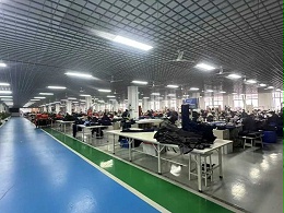 订单在手，全力以赴！前瞻工厂5万件工作服如期交付，助力全球客户！