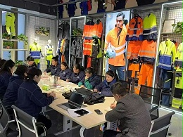 早上第一件收到的不是快递，而是信任